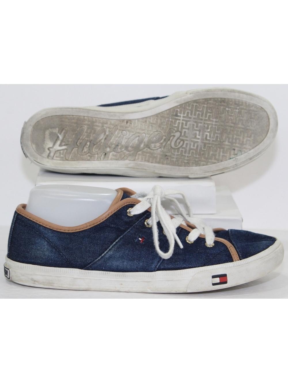 Vintage Tommy Hilfiger Twaerie R Womens Denim Sneakers Boat Deck Shoes Size 10 M